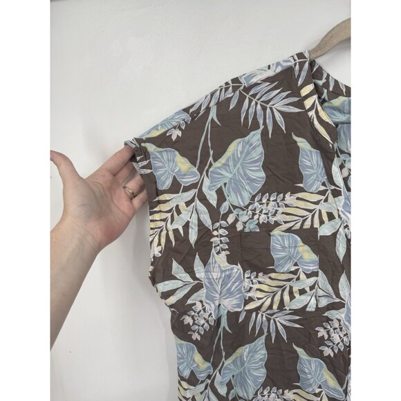 Torrid Women's Top Size 2X Taupe Blue Floral Challis Dolman Blouse Pockets - Picture 7 of 8